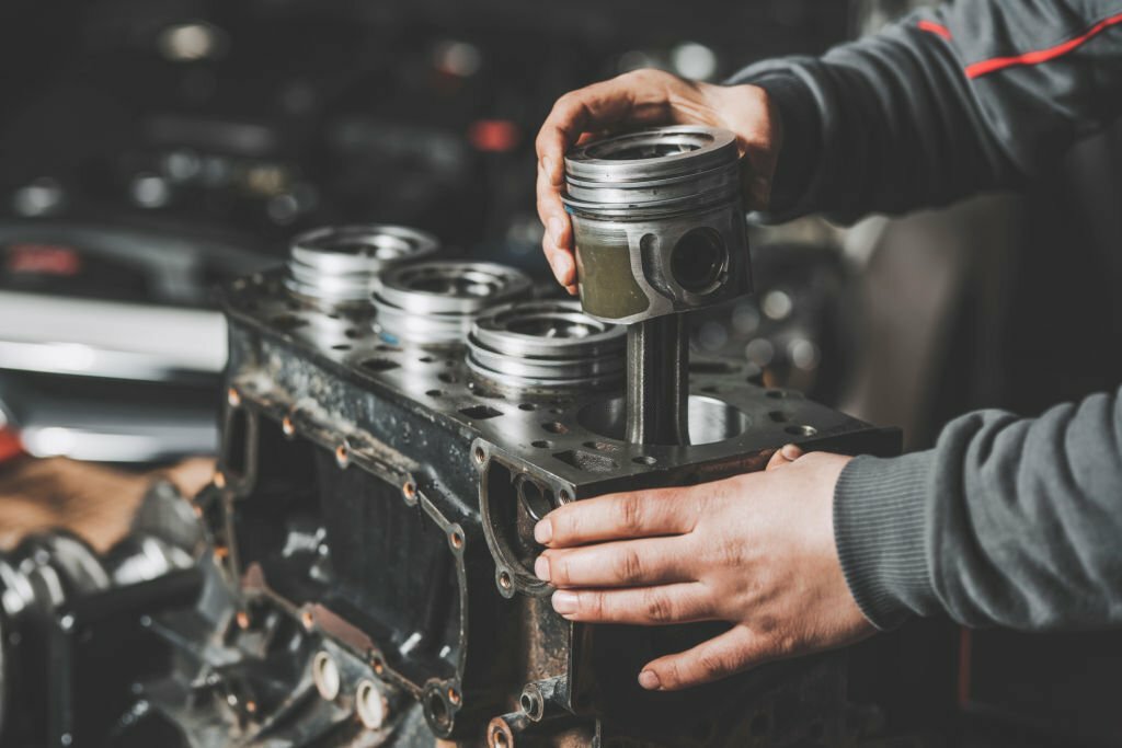 Piston Failures and How to Prevent Them | AtracParts